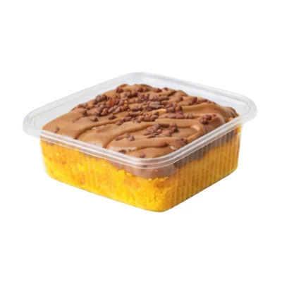 Bolo de cenoura com chocolate quadrado