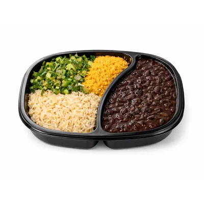 Vegana — feijão, arroz integral, couve refogada e farofa de quinoa